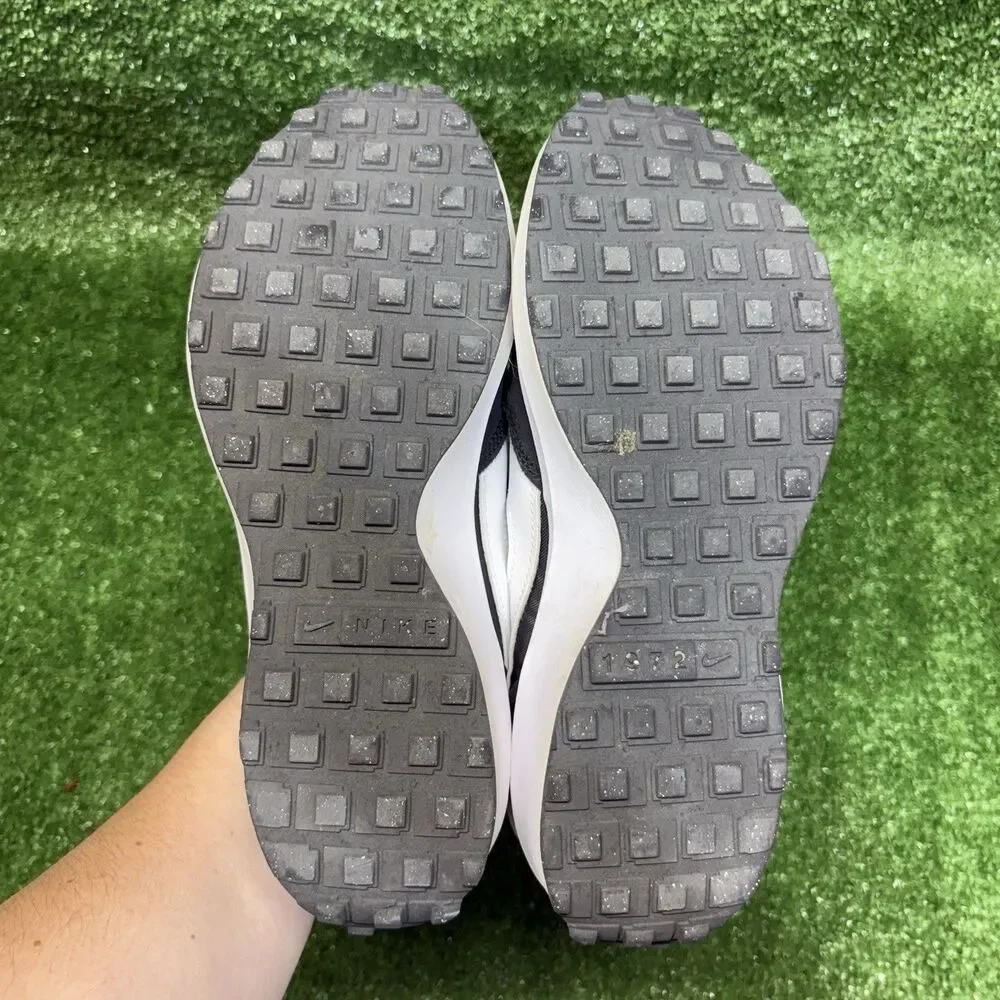 Nike Waffle Debut DH9523-002 Women 9.5 Sneaker Black White Lace Up Running Shoes